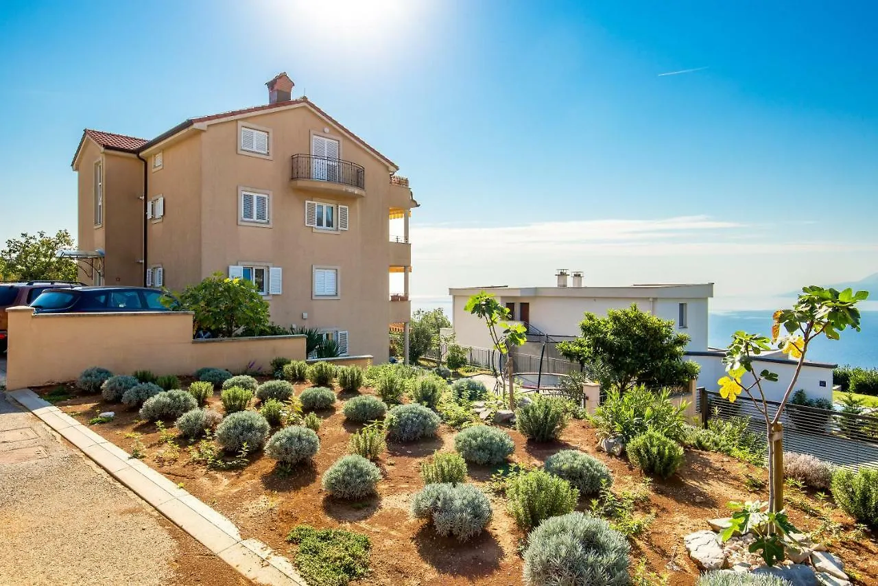 Filip1 Apartment Opatija 0*,